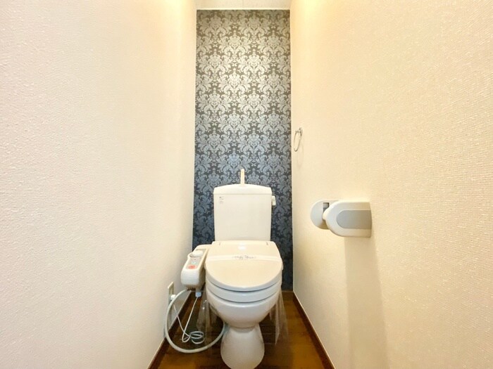 物件内観写真12　(トイレ)