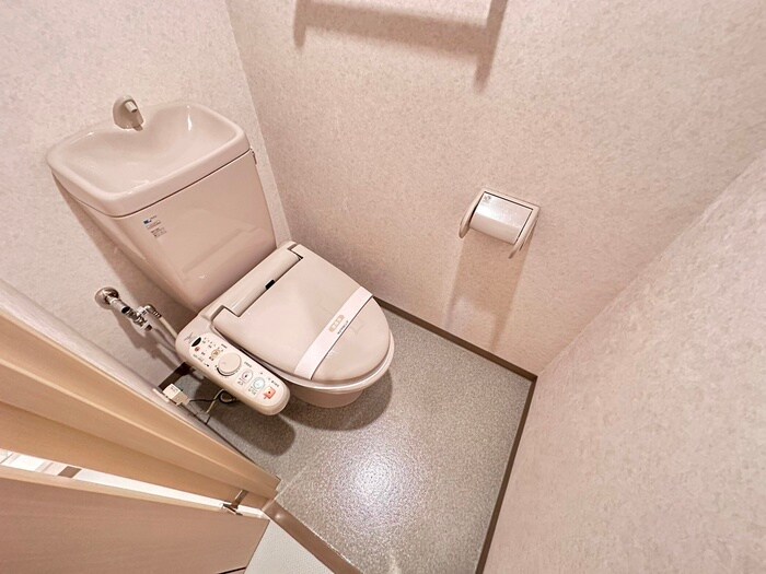 物件内観写真16　(トイレ)