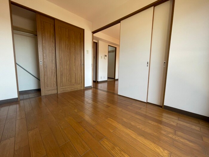 物件内観写真8　(居室)