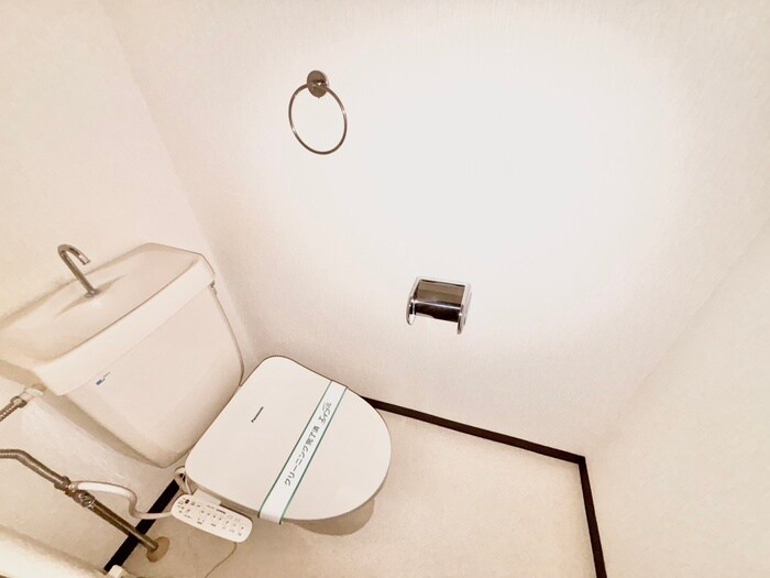 物件内観写真15　(トイレ)