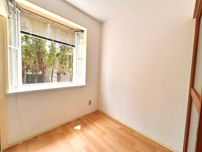 物件内観写真12　(居室)