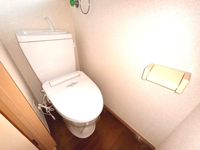 物件内観写真15　(トイレ)