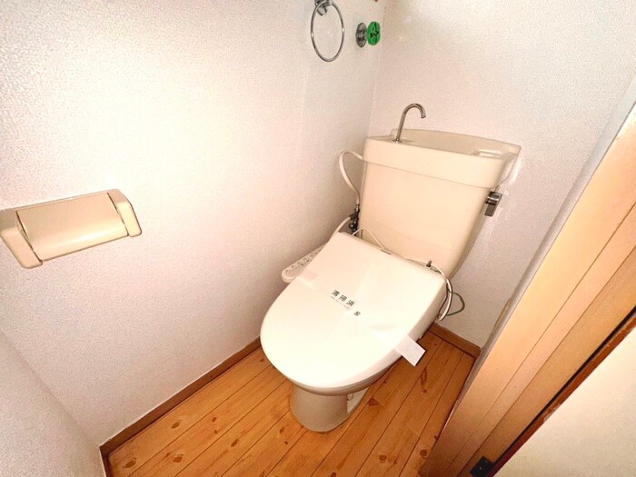 物件内観写真16　(トイレ)