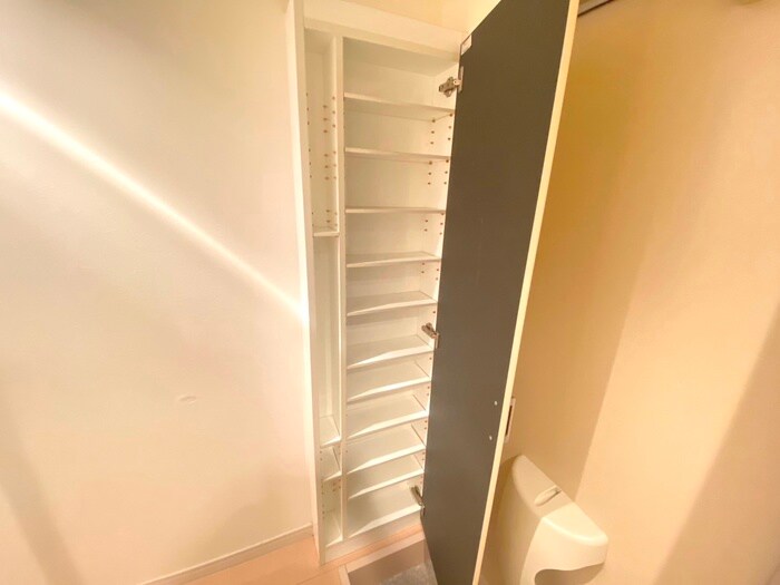 物件内観写真20　(靴箱)