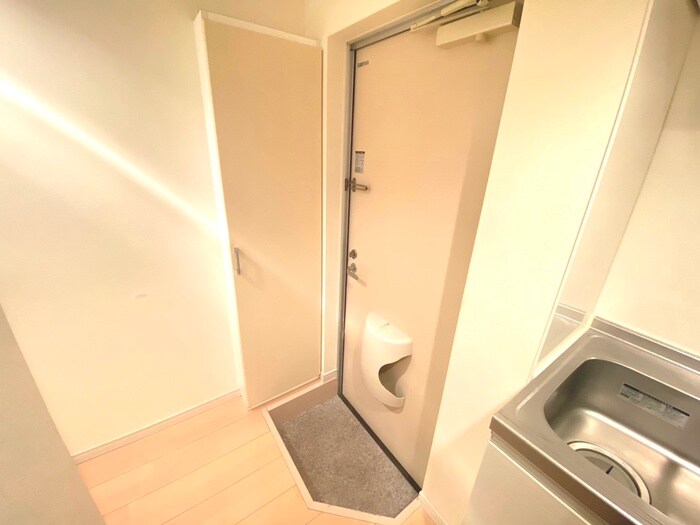 物件内観写真21　(玄関)