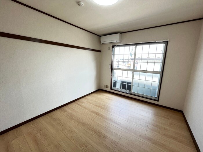 物件内観写真7　(居室)