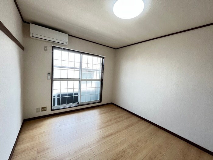 物件内観写真16　(居室)