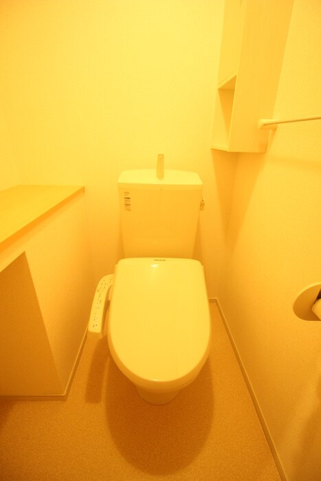 物件内観写真12　(トイレ)