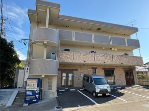 ローズボールビル外観写真