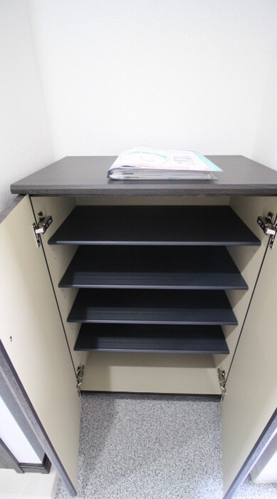 物件内観写真9　(靴箱)