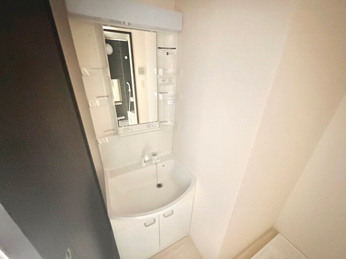 物件内観写真12　(洗面)