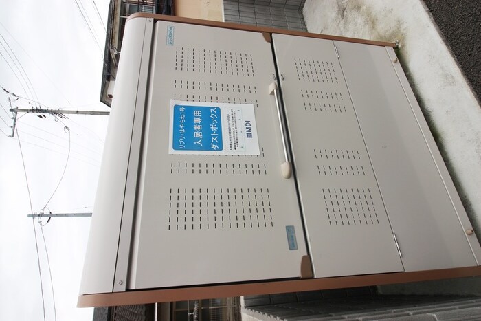 物件外観写真6　(建物設備)