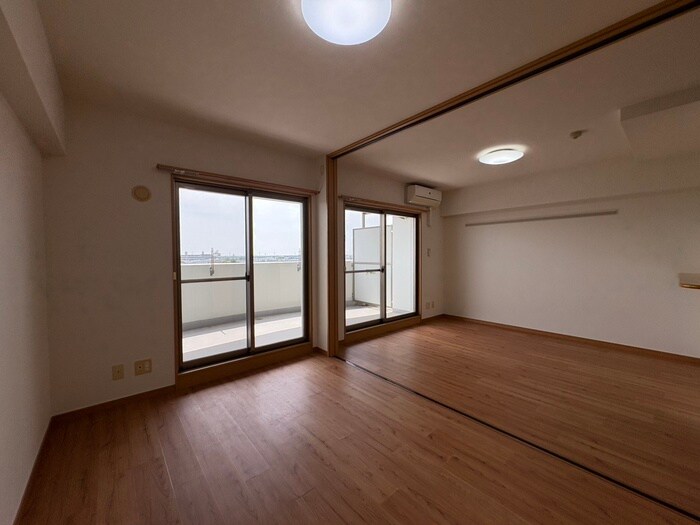 物件内観写真8　(居室)