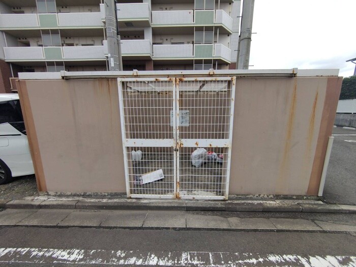 物件外観写真6　(周辺環境)