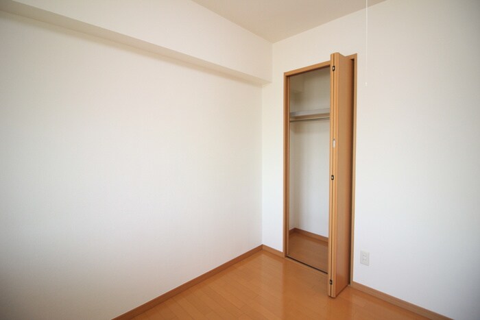 物件内観写真10　(収納)