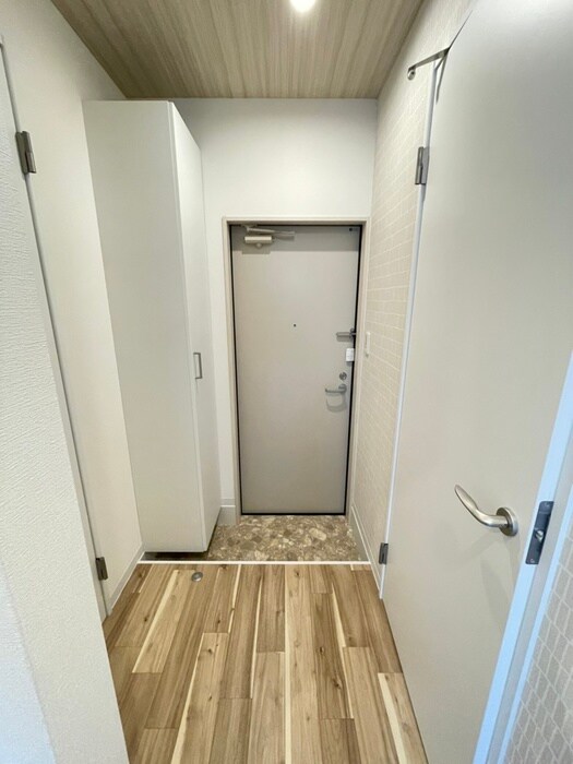 物件内観写真14　(玄関)