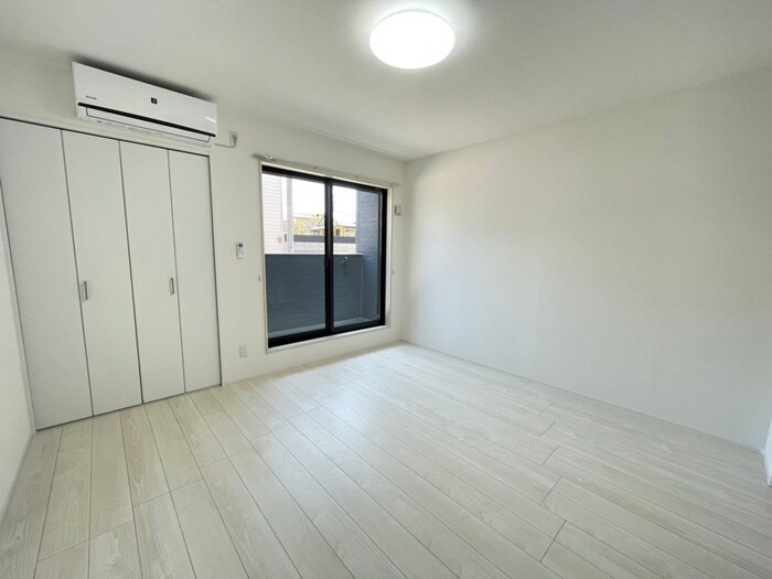 物件内観写真18　(居室)