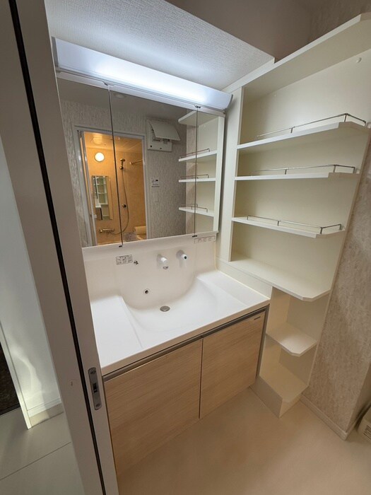 物件内観写真13　(洗面)