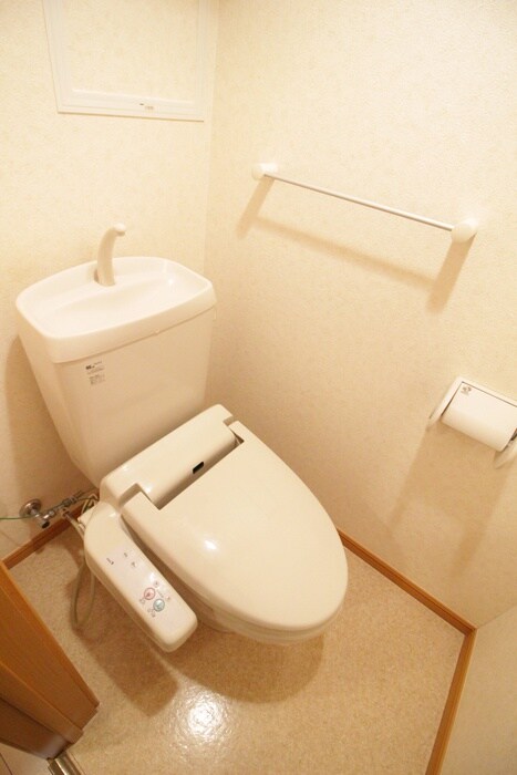 物件内観写真16　(トイレ)