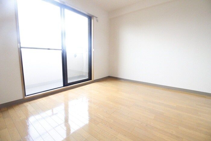 物件内観写真15　(居室)