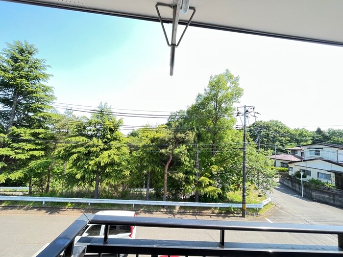 物件内観写真18　(室内からの展望)