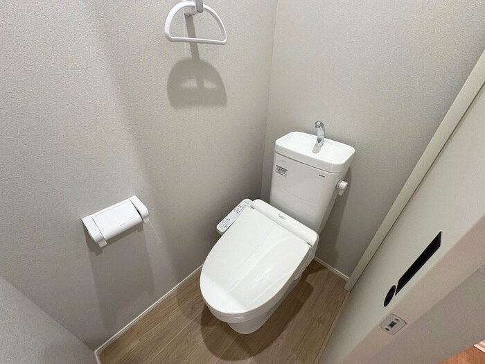 物件内観写真13　(トイレ)