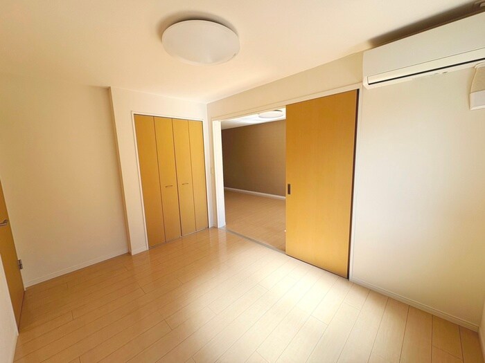 物件内観写真9　(居室)