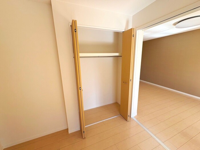 物件内観写真14　(収納)