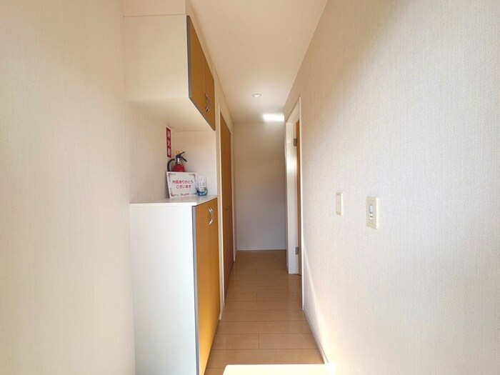 物件内観写真18　(廊下)