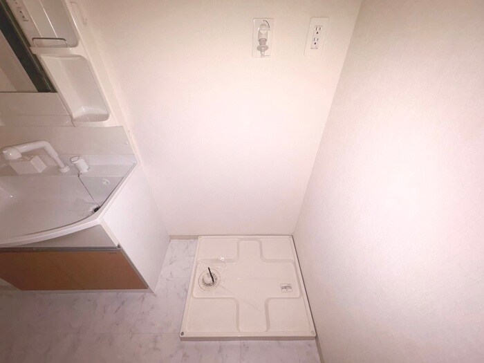 物件内観写真19　(洗濯機置場)