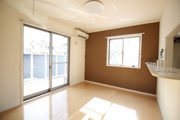 物件内観写真7　(居室)