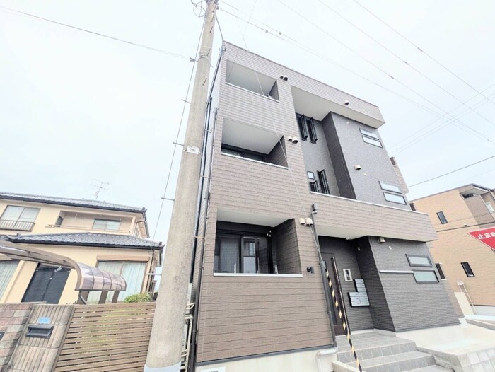 物件外観写真2　(外観写真)