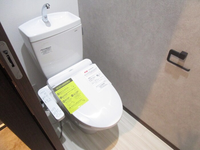 物件内観写真13　(トイレ)