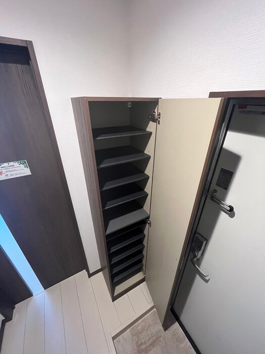 物件内観写真18　(靴箱)
