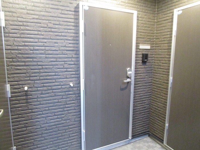 物件内観写真22　(玄関)