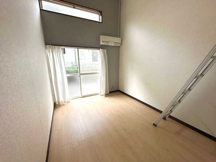 物件内観写真7　(居室)