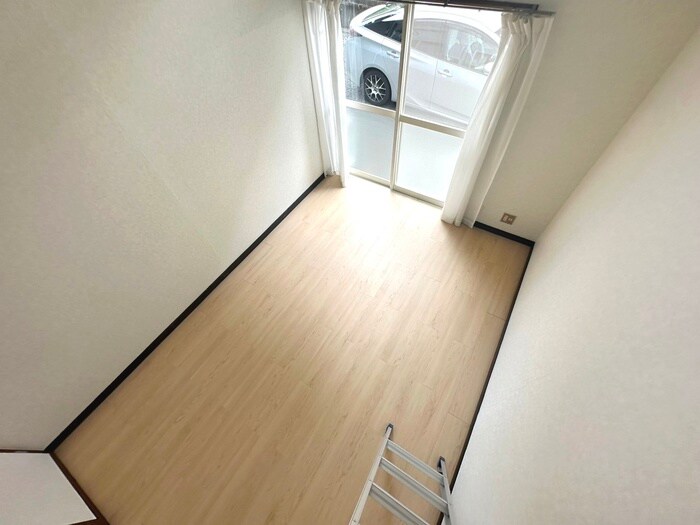 物件内観写真9　(居室)