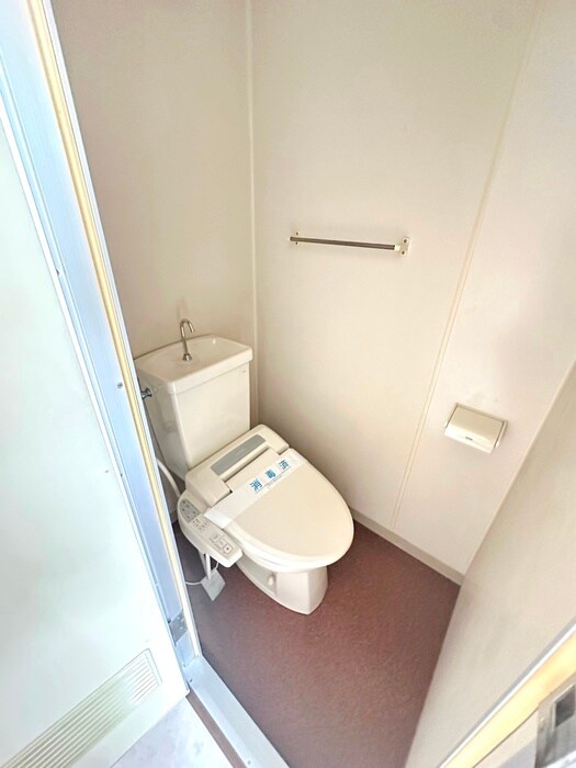 物件内観写真14　(トイレ)