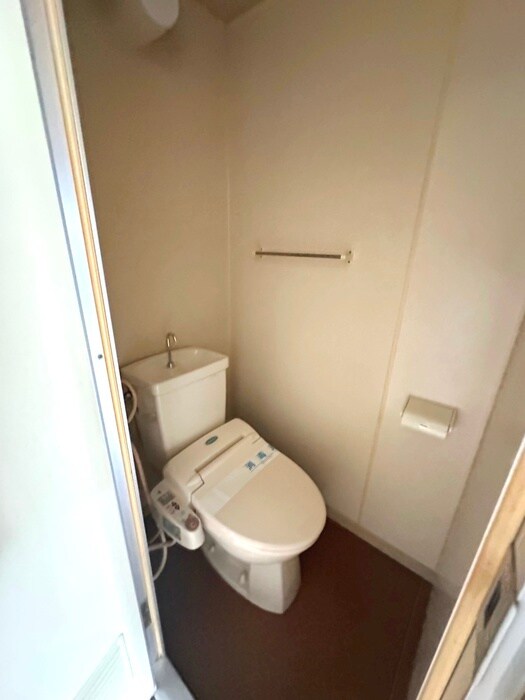 物件内観写真14　(トイレ)