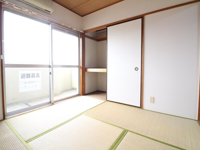 物件内観写真13　(居室)