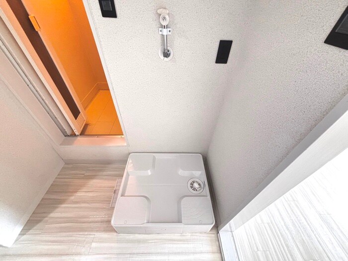 物件内観写真16　(洗濯機置場)