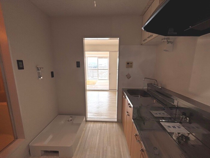 物件内観写真19　(廊下)