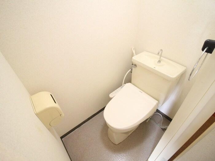 物件内観写真12　(トイレ)