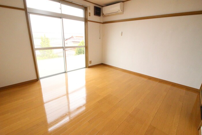 物件内観写真9　(居室)