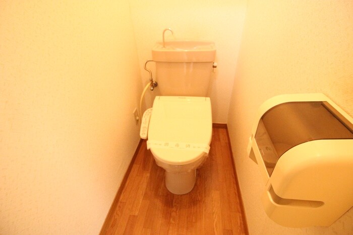 物件内観写真13　(トイレ)