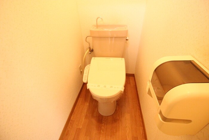 物件内観写真13　(トイレ)