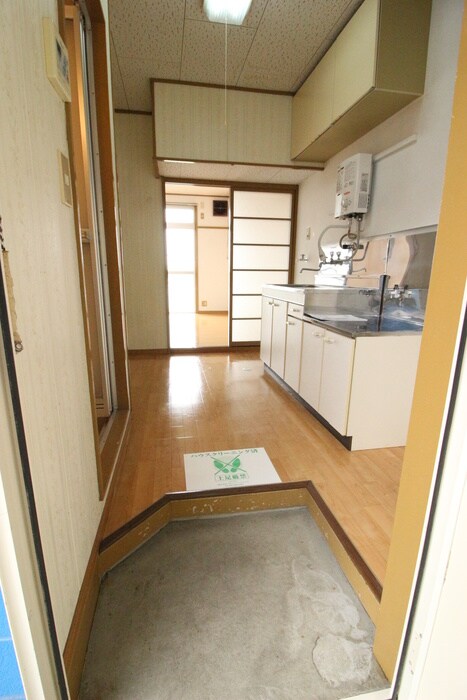 物件内観写真16　(廊下)