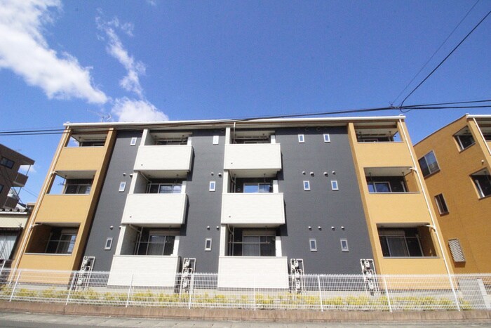 物件外観写真2　(外観写真)