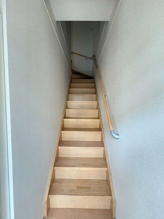 物件内観写真18　(廊下)