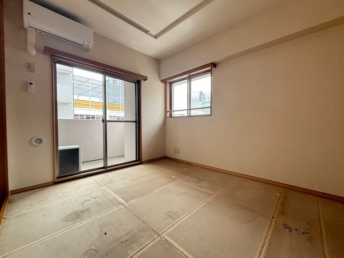 物件内観写真8　(居室)